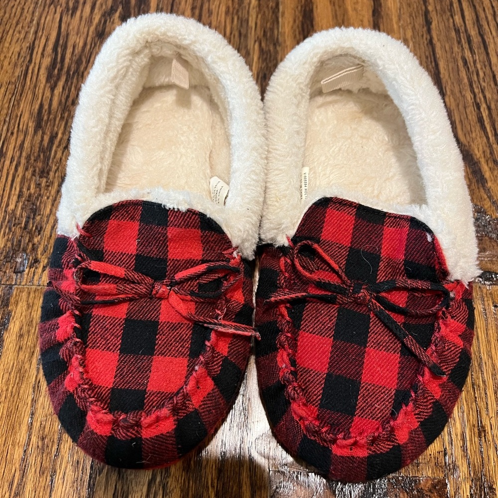 EUC Gap Flannel and fur Moccasins Sz. 2